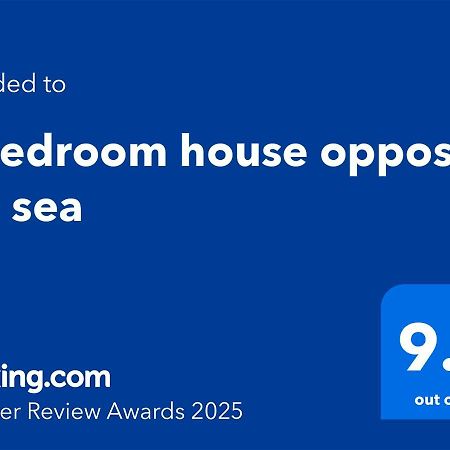 Beach View, 4 Bedroom House Opposite The Sea! Sleeps 10 แซนด์เกต ภายนอก รูปภาพ